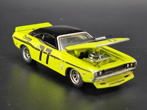 100% Hot Wheels Vintage Pony Wars Road Racing Set Exclusive '70 Dodge Challenger