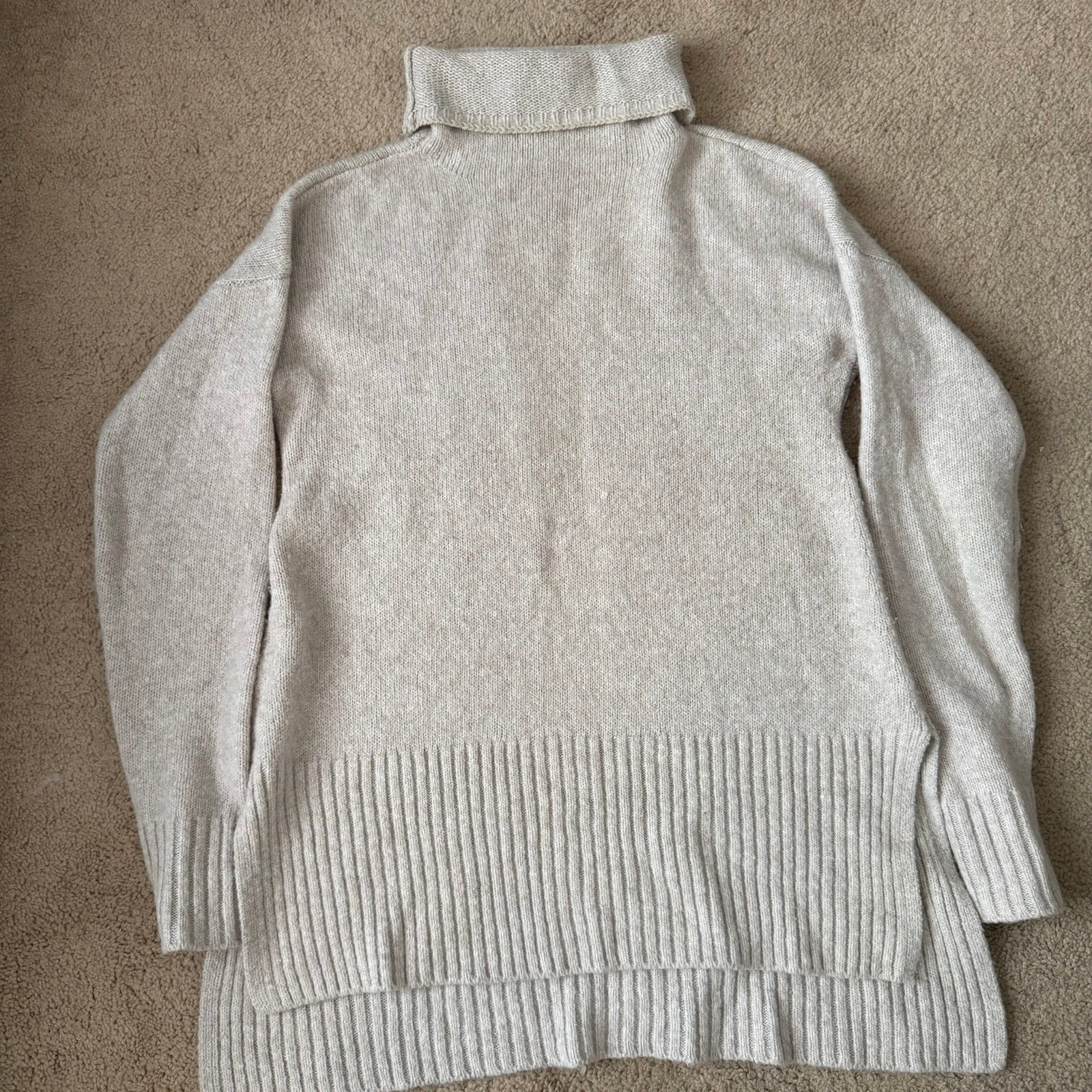 Lou & Grey Wool Blend Turtleneck Hi/Lo Sweater Size Small Casual Chic Comfy