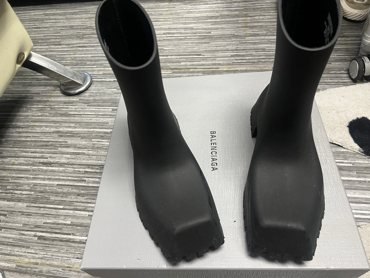 Balenciaga Trooper Rubber Boots – Black – Size EU 40 / UK 6