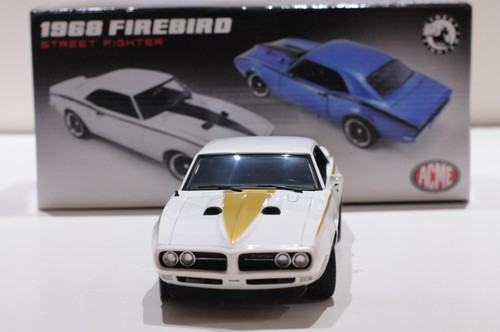 RARE ACME 1968 FIREBIRD STREET FIGHTER WHITE/GOLD SCALE 1:18 LIMITED 1 OF 168 - Picture 4 of 10
