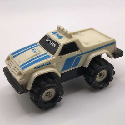 Stomper Schaper 4x4 2.2 Rampage White/Blue Made In Macau