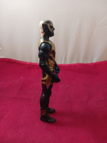 WWE Mattel Goldust Wrestling Action Figure W/ Blonde Wig - Picture 6 of 8