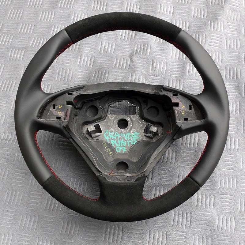 Volant Pour Fiat Grande Punto Reconditionné CarProject