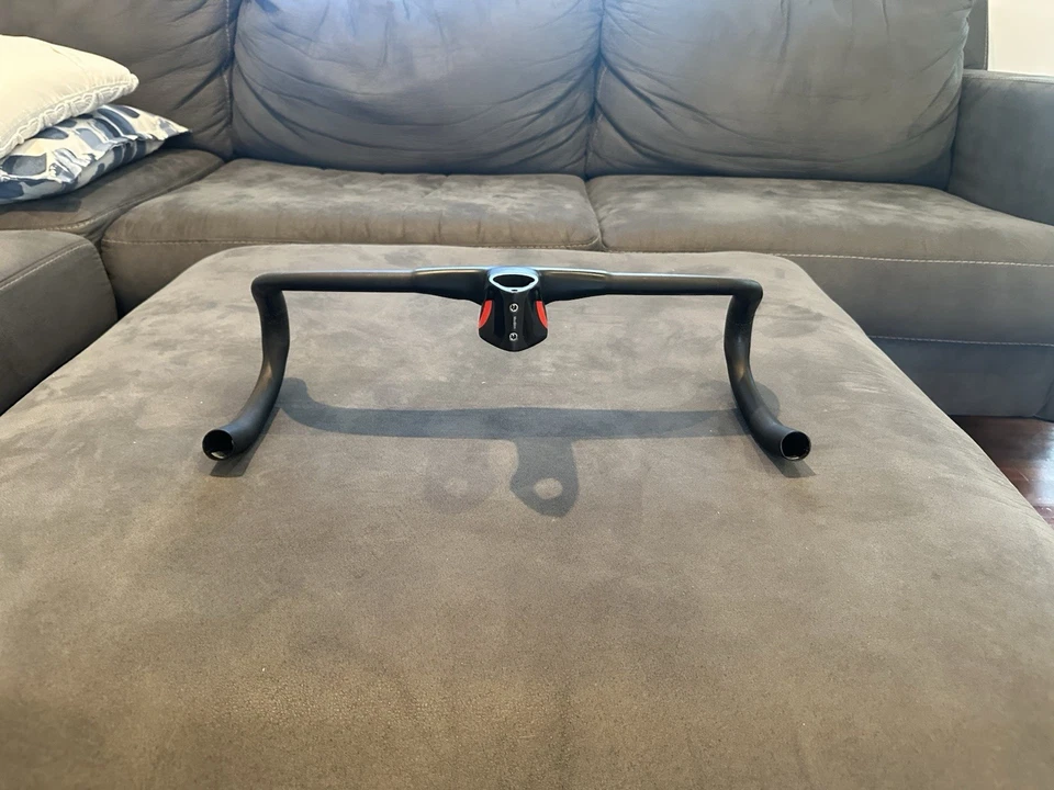 Manillar de carbono de una pieza 40/100 Foto 3 de 3