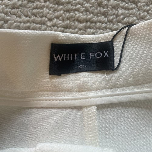 White Fox Womens Shorts Sz XS Hey Vacay White NWT - Picture 4 of 8