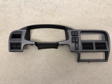99-01 Isuzu Vehicross Oem Speedometer Cluster Dash Bezel With Ac Vents 99-01 Isuzu Vehicross Oem Speedometer Cluster Dash Bezel With Ac Vents