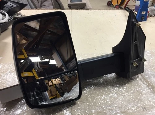 03-25 Chevy Express/GMC Savanna RV Cutaway Chassis Velvac LH Manual Tow Mirror