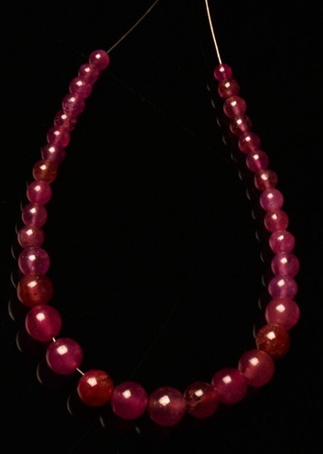 Natural Pink Sapphire Gemstone 5 to 7 mm Size Smooth Round Shape Beads 7" Strand - Picture 6 of 11