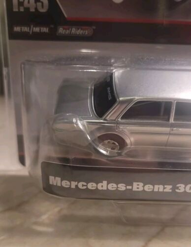 Hot Wheels Mercedes-Benz 300 SEL 6.8 AMG Car Silver * RARE See Descriptions - Picture 4 of 9