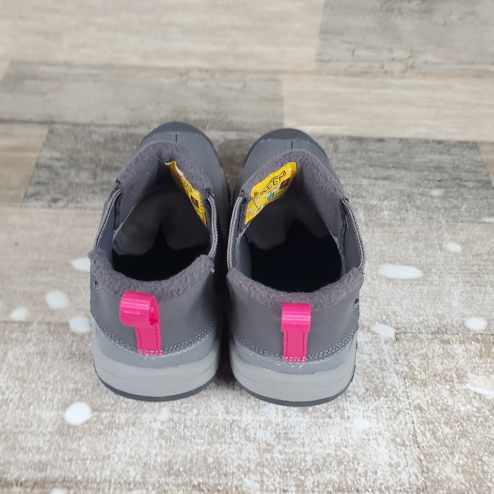 Stivali Chelsea Keen Kootenay III per bambini taglia 9 in pelle grigia slip on punta tonda media