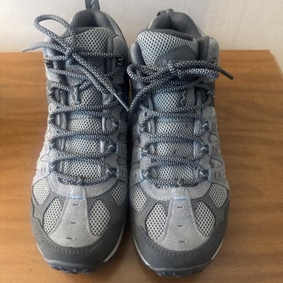 [J135228] WOMENS MERRELL ACCENTOR 3 MID WP Size 9 Wide. Excellent