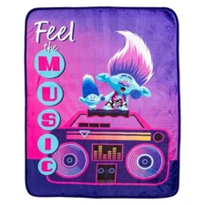 DreamWorks Trolls 3 Trolls Feel The Boombox SP Cloud Throw Blanket