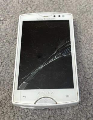 SONY ERICSSON XPERIA HANDY - NOT WORKING/FOR PARTS/PRETEND PLAY