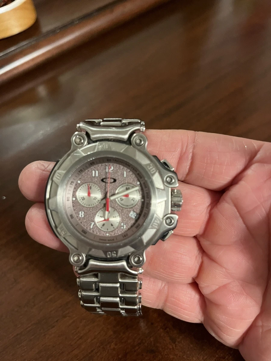 Oakley top crankcase watch