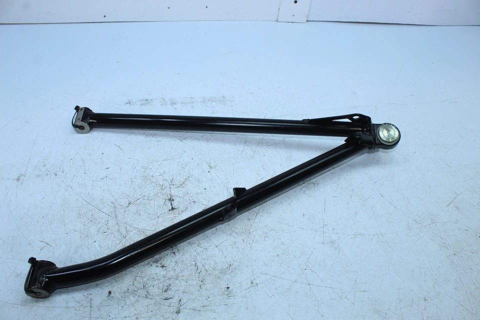 2015 SKI-DOO MXZ X 800R OEM FRONT LOWER RIGHT ARM BLACK EPOXY 505073426 - Изображение 3 из 4