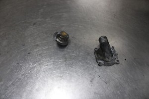 19-24 KAWASAKI NINJA ZX6R THERMOSTAT W HOUSING ASSEMBLY