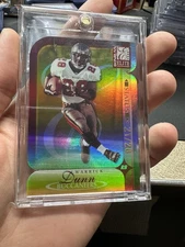 2000 Donruss Elite #96 Warrick Dunn Status #/28