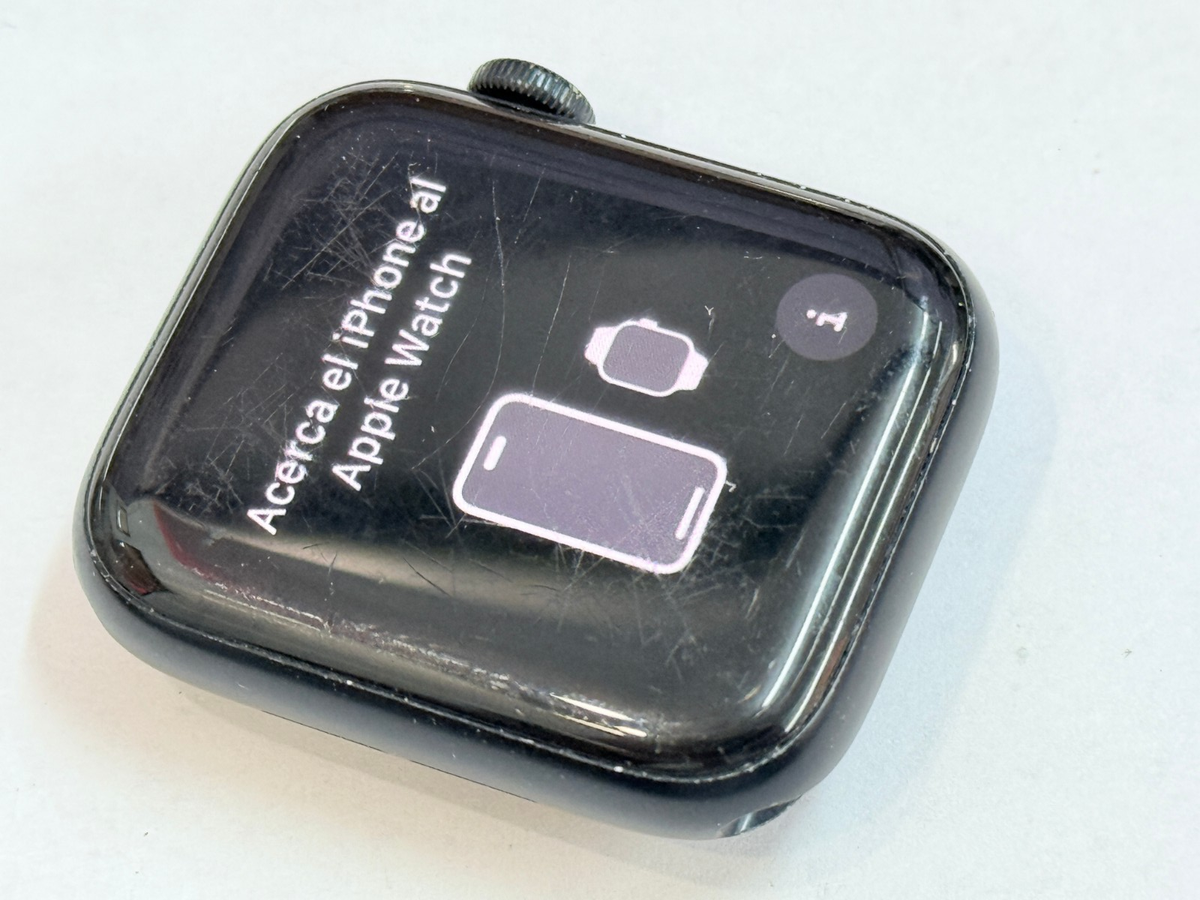 UNLOCKED Apple Smart Watch SE 2nd Gen A2727 (GPS + Cellular) 44mm  display picture 1