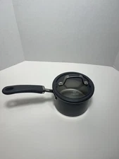 Calphalon Non Stick Stock Pot With Glass Lid 40oz rubber handle 