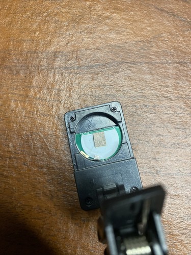 LCD Clip auf Chromatisch Akustikgitarre E-Gitarre Bass Ukulele Banjo Violine Stimmgerät - Bild 6 von 7