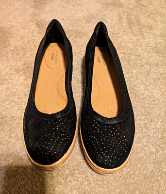Clarks Women s Black Suede Slip-On Comfort Perforated Flats Round Toe 11 M