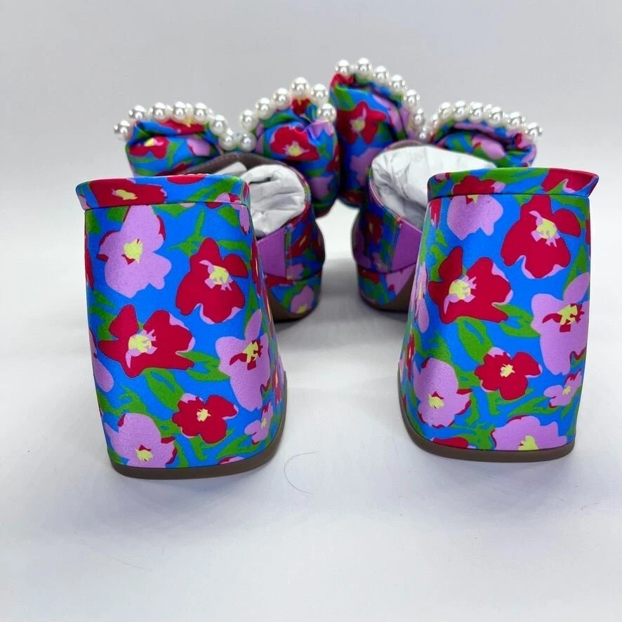 Sandalia de plataforma Betsy Johnson Maccie para mujer talla 7 en azul múltiples perlas florales Foto 3 de 4