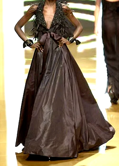 Valentino — VALENTINO 2002 Vintage Runway Feather Bow Embroidered Long Gown Dress IT 44 US 8