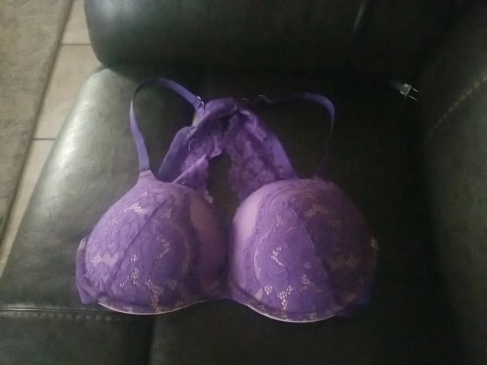 Frederick's Of Hollywood Bra Women's  Racerback T-shirt Lace Purple Push Up 38С - Image 3 of 4