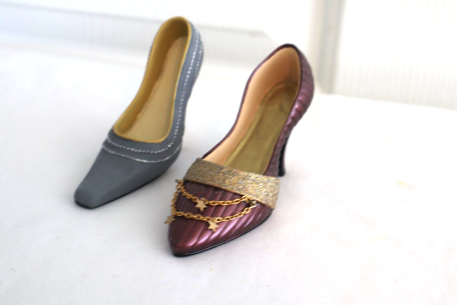 Ceramic High Heel Shoe Christmas Tree Ornament Set 2.5 Inch