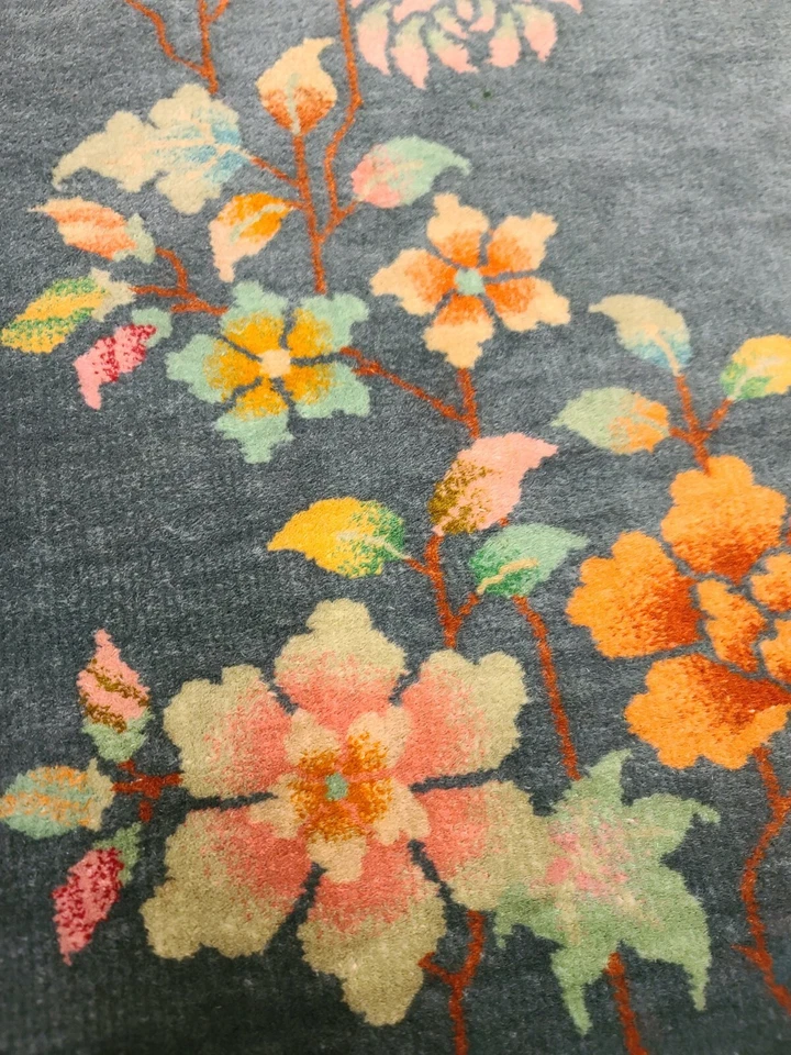 Antique handwoven authentic Chinese olive green rug size 4x6'9" circa 1920s - Image 3 of 4