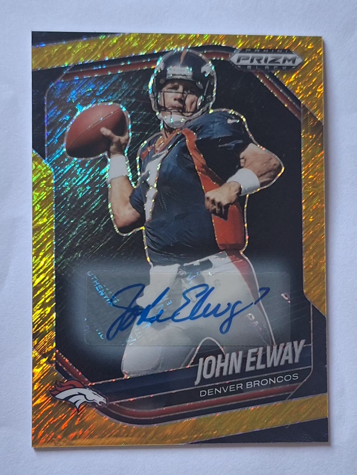 2025 Prizm Black Football FOTL John Elway Gold Shimmer Auto 7/10 Broncos # Match