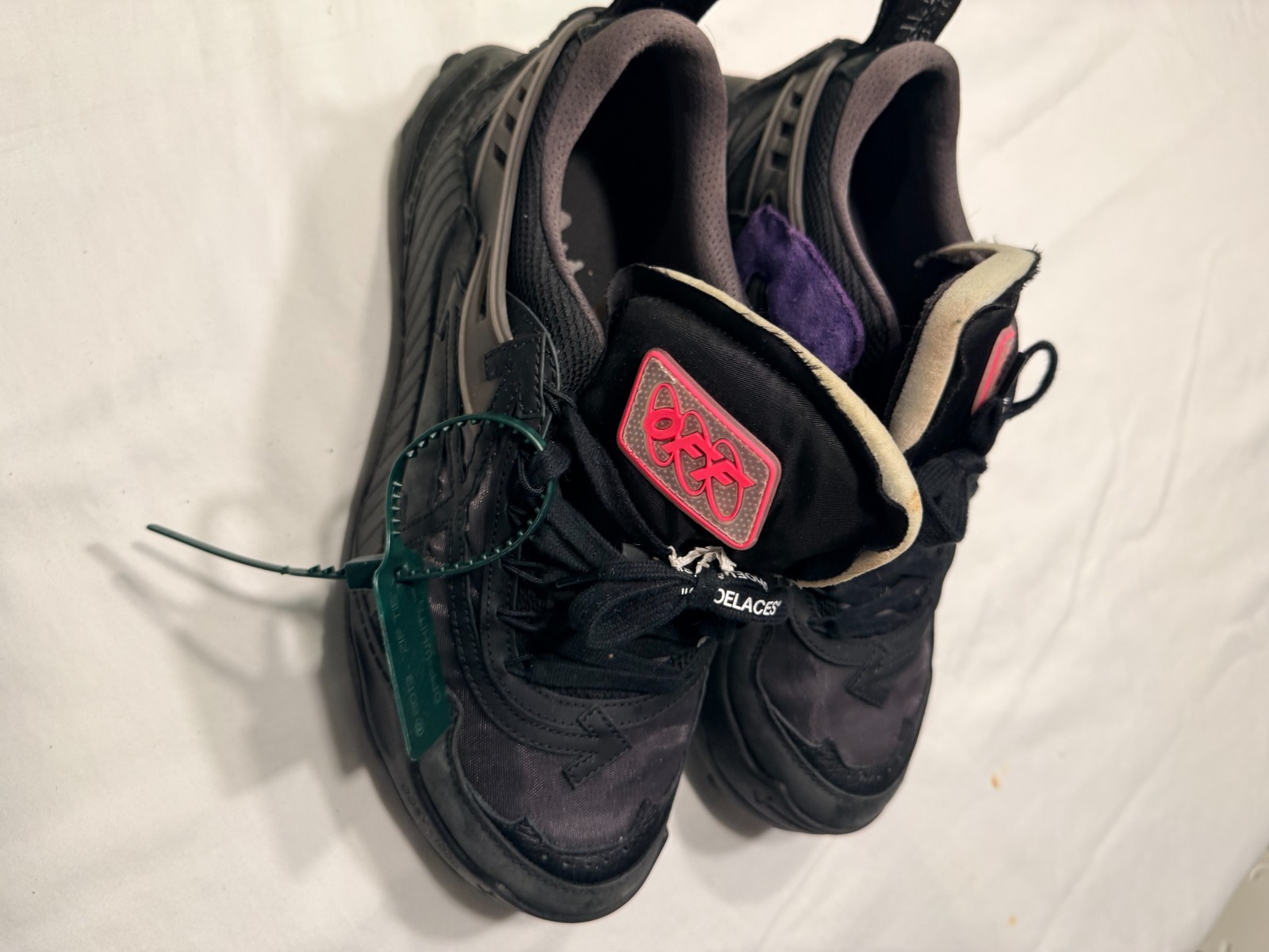 Size 10 - Off-White ODSY-1000 Black Grey Fuchsia image 5