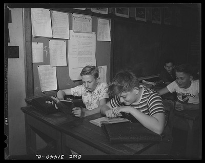 Schenectady New York Onieda School Social Studies Classroom 1943 Four Freedoms