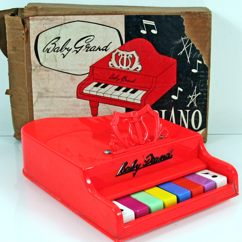 VINTAGE BABY GRAND PIANO DAMAGED PLASTIC TOY & ORIGINAL BOX KEYS