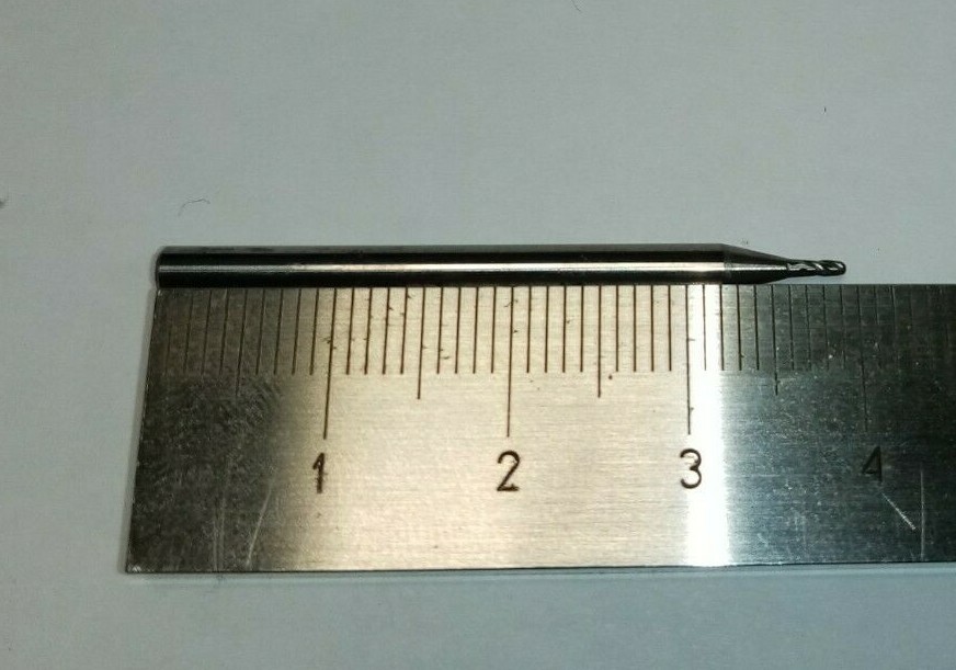 Fraise carbure Nuova Cumet Ø 1 outil de fraisage 4 dents et queue de 3 pour commande numérique