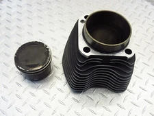 2004 Harley Davidson Heritage Softail Classic FLSTCI Rear Cylinder Barrel Jug