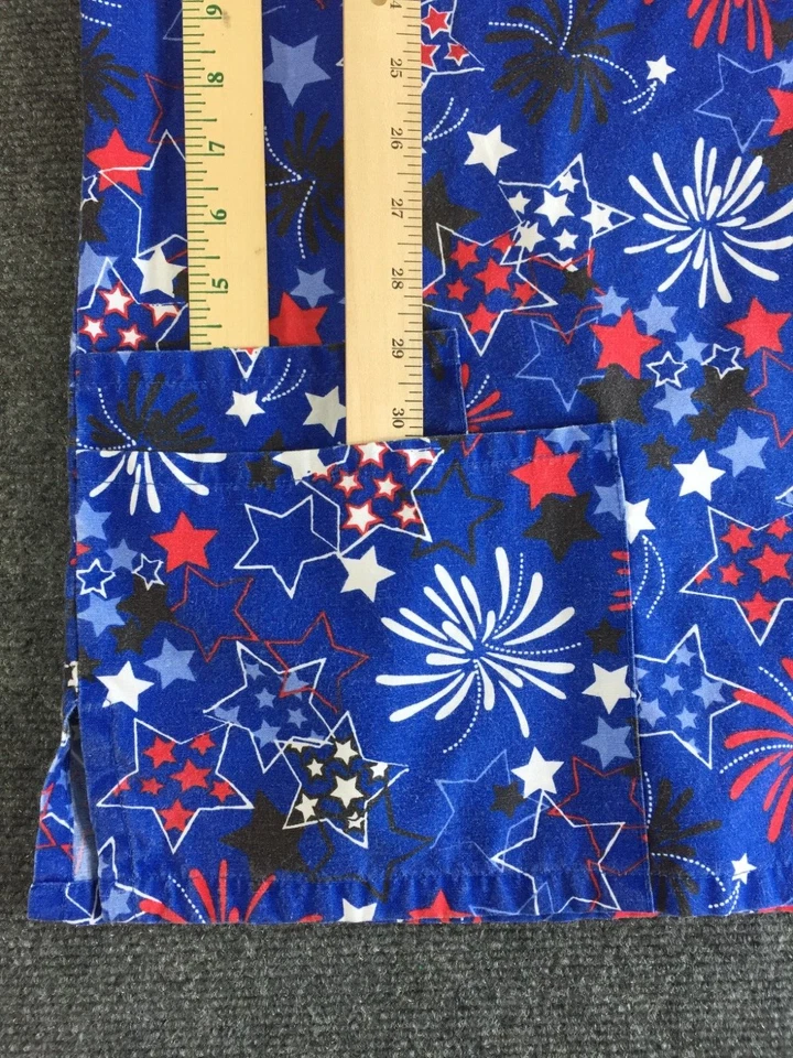 SB scrubs Top Women's Medium Poly Cotton Stars Red White Blue 3 Pockets Medical - Image 3 of 4