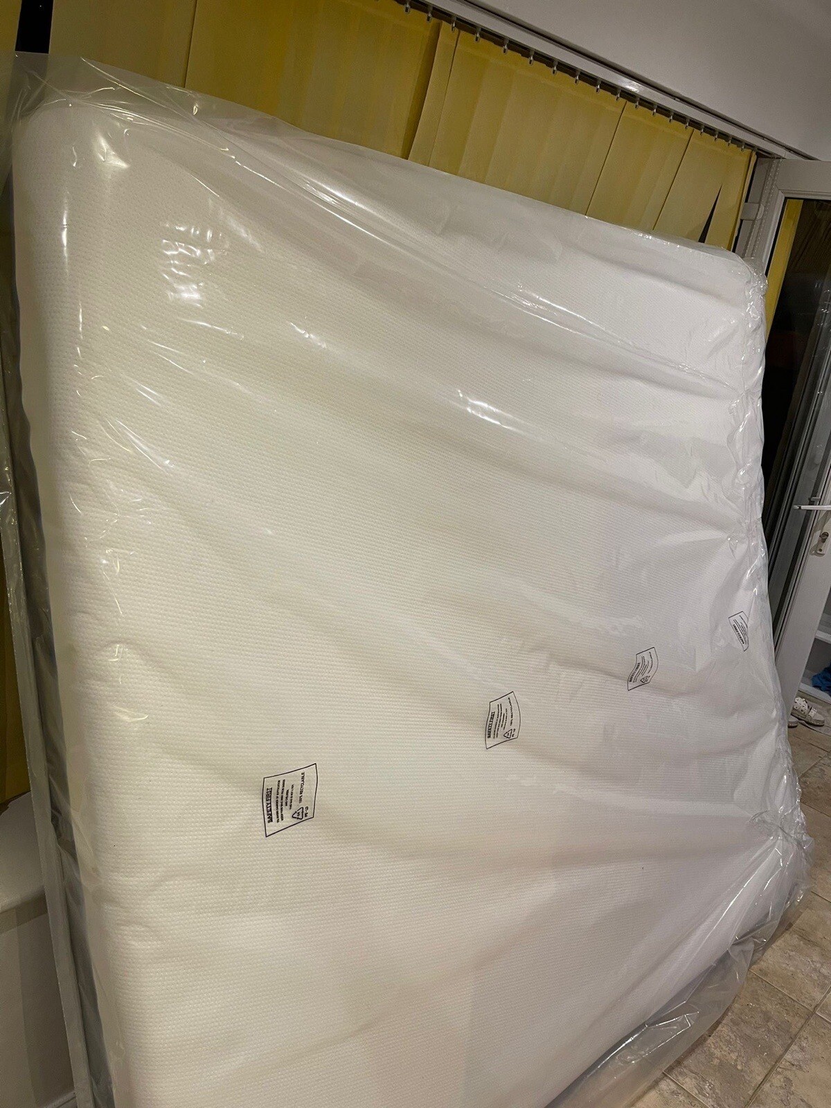 Emma Hybrid 25cm Super King Memory Foam Mattress EMAUH180200AAA