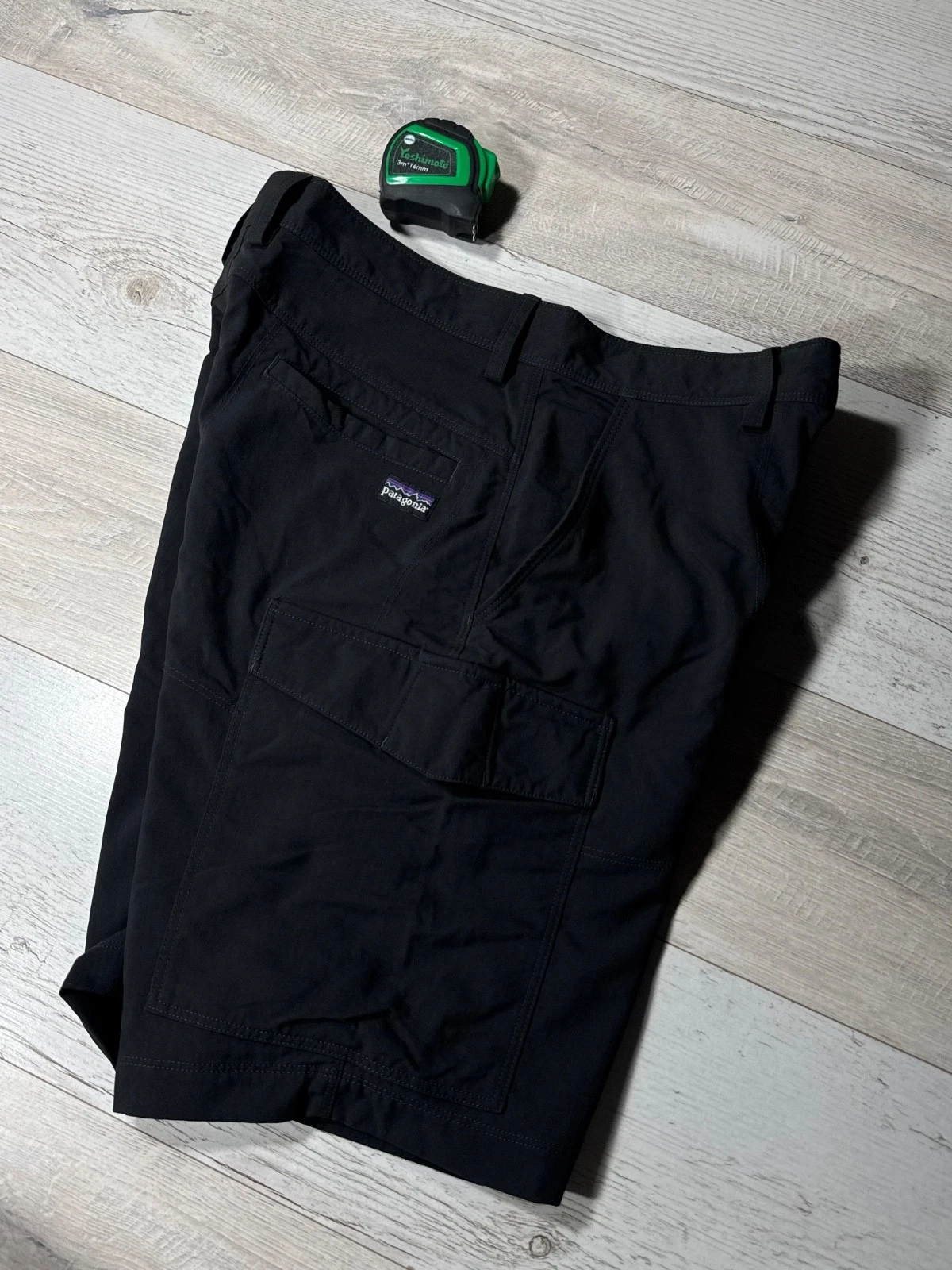 Patagonia Men’s Cargo Shorts Size 30 Black Nylon Outdoor Hiking Tactical