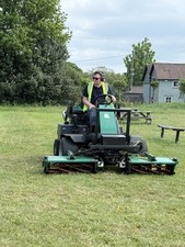 Ransomes Parkway 2250 Plus - Triple Gang Cylinder Mower