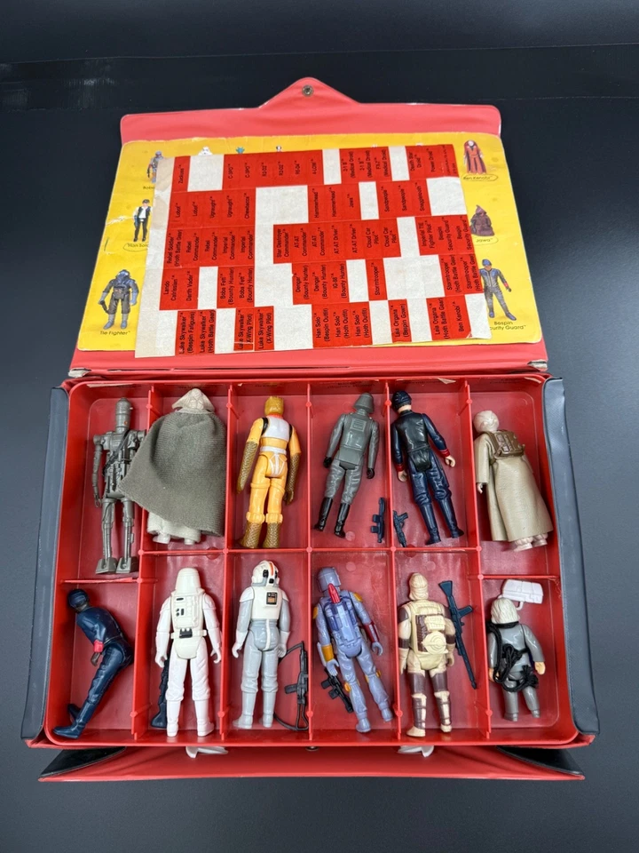 24 фигурки, оружие и оригинальный чехол Star Wars The Empire Strikes Back - Изображение 3 из 4