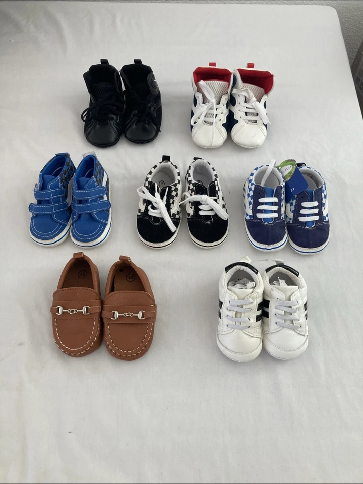 Lote de 7 pares de zapatos de bebé talla 21 para niños Foto 4 de 4