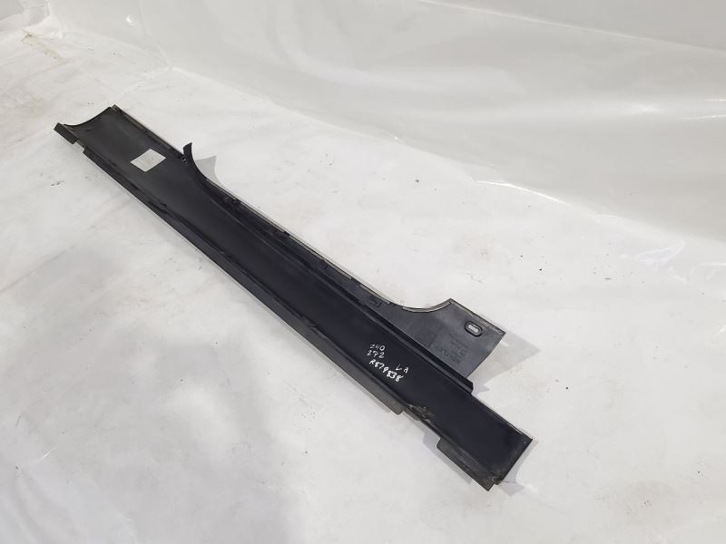 2006 2010 Bentley Continental GTC OEM Left Rocker Panel Moulding Skirt