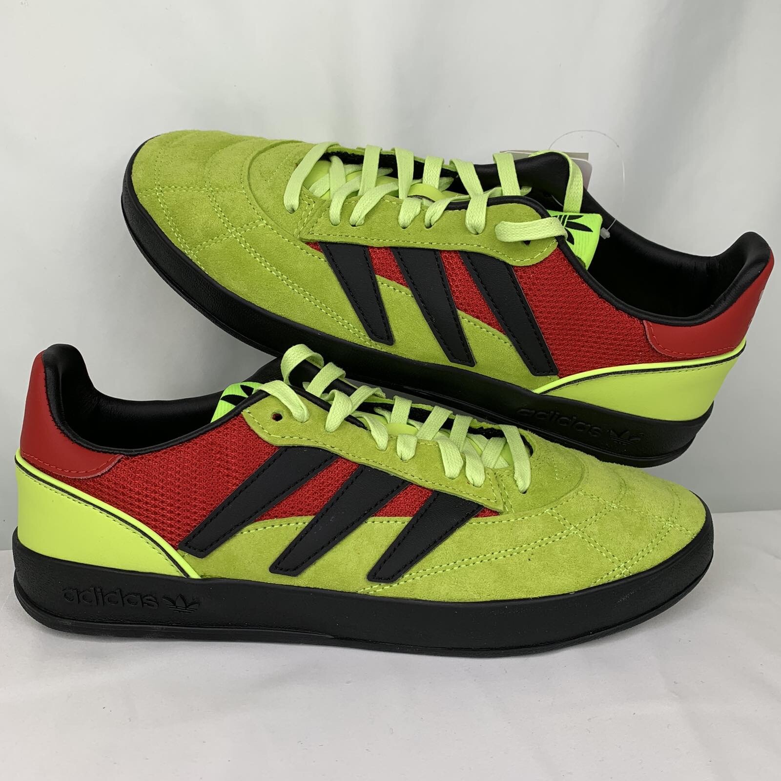 adidas sobakov material