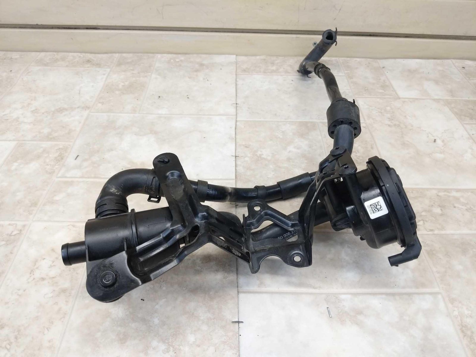 2017-2022 Audi R8 OEM Evaporator Air Valve & Air Hoses P/ 8K0906253 4S0201752A
