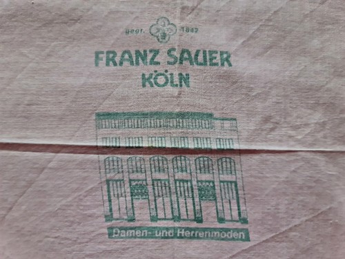 HANDKERCHIEF VINTAGE AUTHENTIC GERMANY COLOGNE FRANZ SAUER WHITE COTTON 11" - Picture 2 of 3