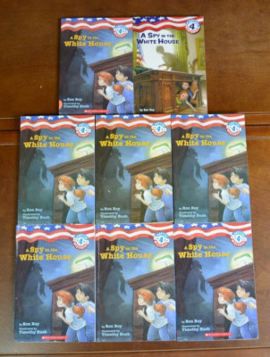 Guided Reading Set 8 Capital Mysteries: A Spy in the White House by Ron Roy