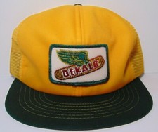 Old Vintage 1980s DEKALB FARM SEED PATCH SNAPBACK TRUCKER HAT CAP MADE IN USA