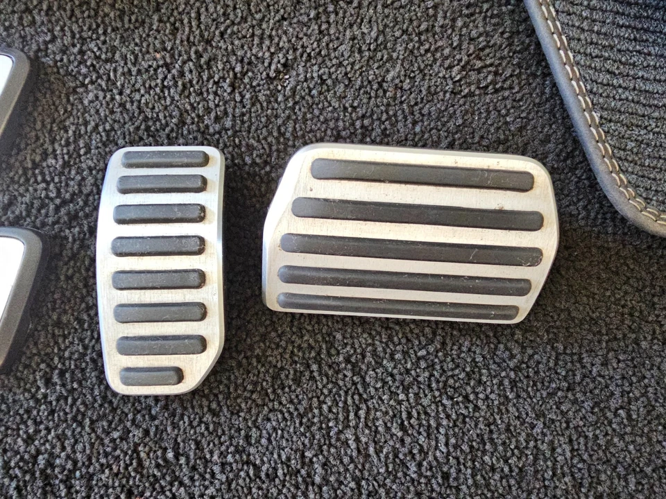 Paquete Volvo XC60 R-Design 12-18 31389131 Foto 4 de 4