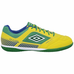 umbro futsal shoes